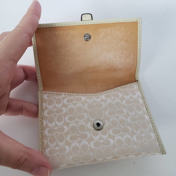 COACH Purse Card Wallet Cream White Leather Mini CC Monogram Small 4x3 Envelope - Picture 4 of 8